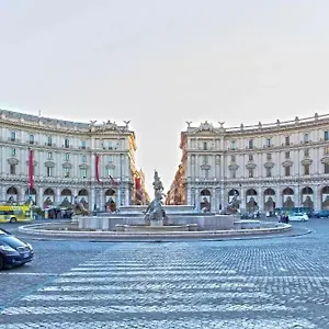 44-appartamento-nel-centro-di-roma-via-rome.it-romehotels.com/